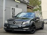 Mercedes-Benz C 250 CDI Avantgarde AMG Paket *AHK*NAVI*LEDER* - Mercedes-Benz C 250: Cdi AMG