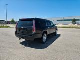 Chevrolet Suburban - Chevrolet Suburban