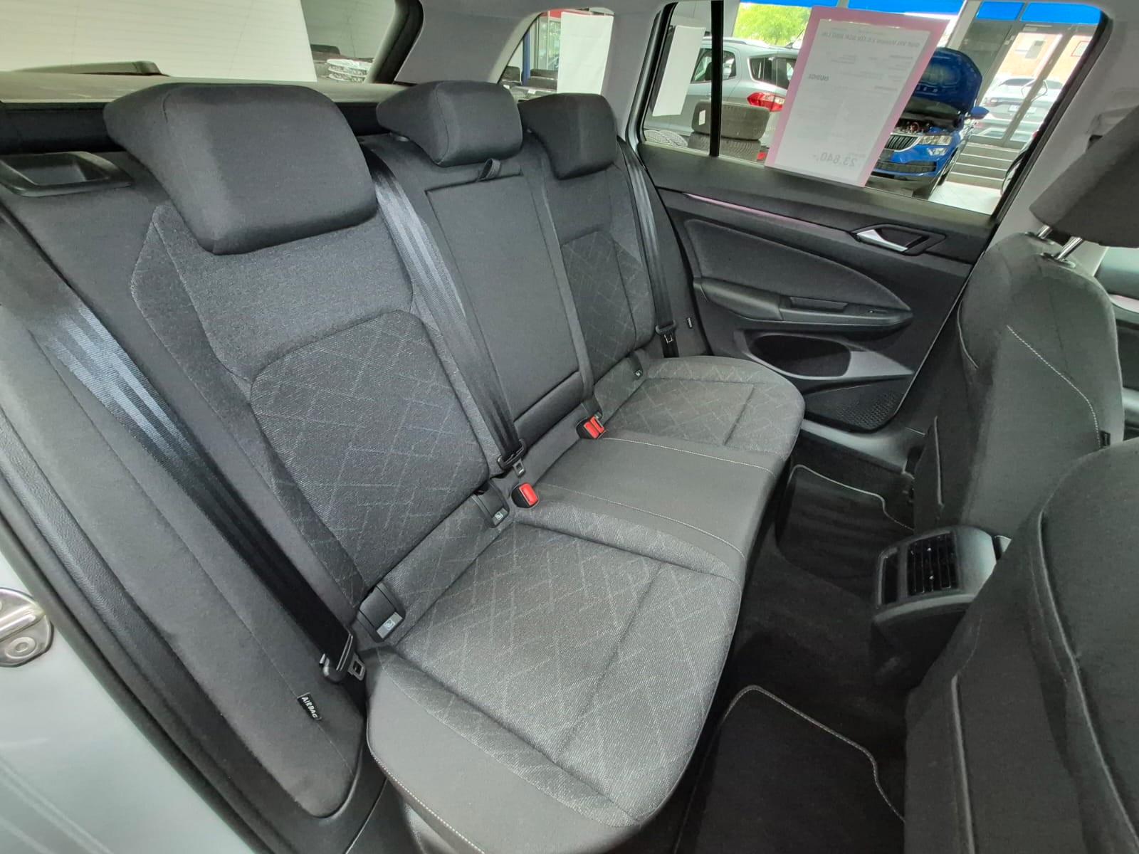 Volkswagen Golf VIII Var. Life 2.0 TDI SCR DSG AHK 1,99%*, миниатюра 19