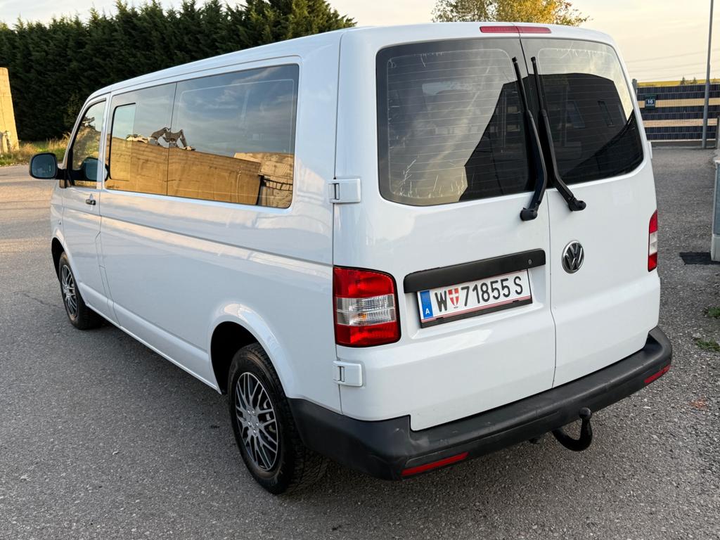 Volkswagen T5 Kombi