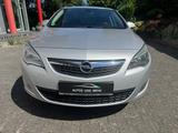 Opel Astra J Lim. 5-trg. Cosmo Klima Fenster el. - Opel Astra: Limousine, F