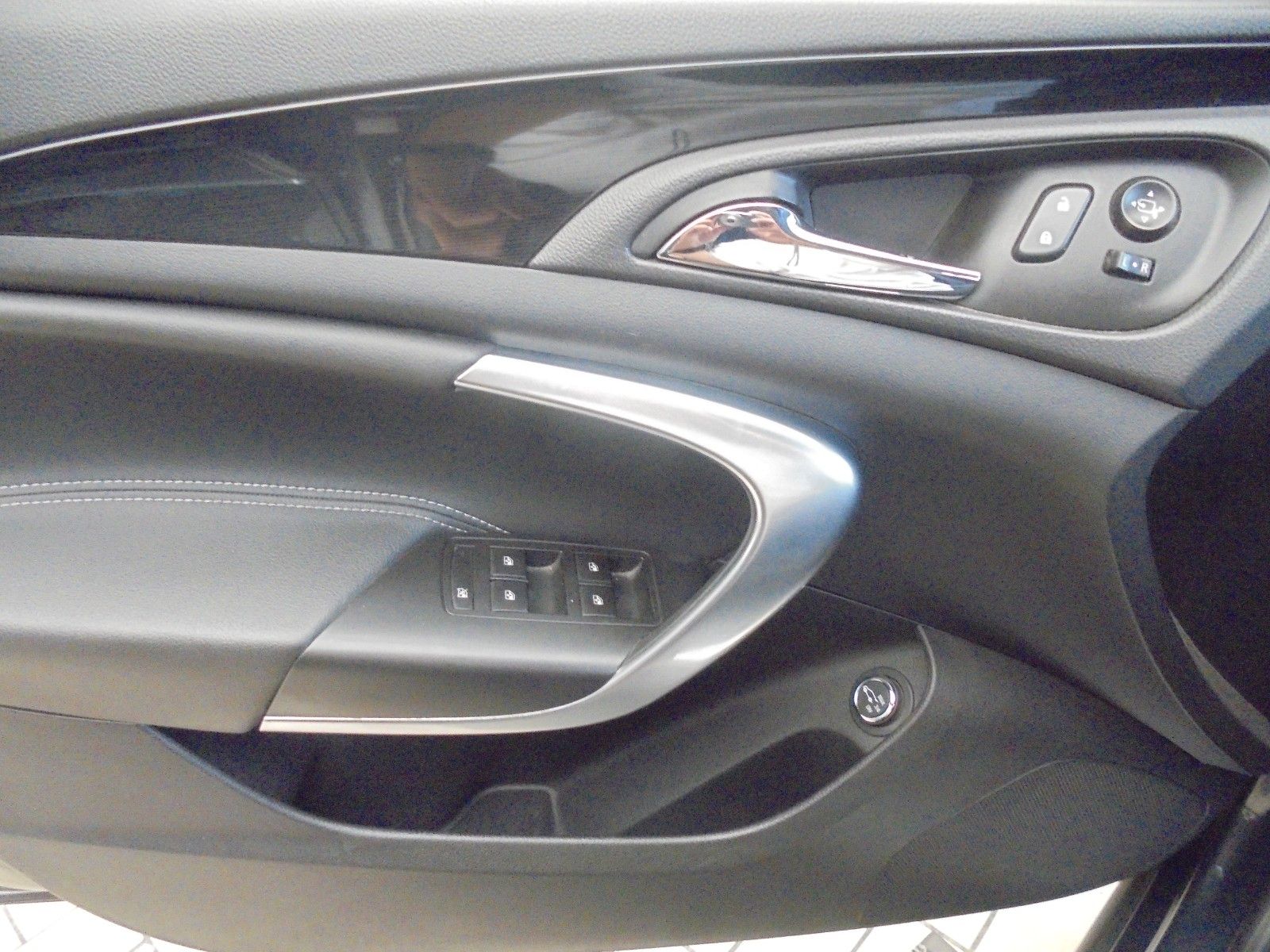 Fahrzeugabbildung Opel Insignia A Sports Tourer B Innovation Aut./Navi/