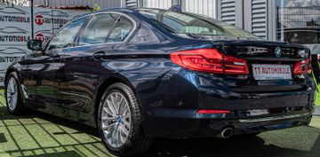 Fahrzeugabbildung BMW 530 e Luxury Line |LEDER|PDC|LED|NAVI|SHZ