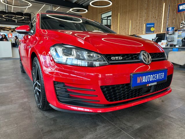 Volkswagen Golf *1.HAND*PANO*STHZ*AHK*ACC*NAV*2-ZONEN*