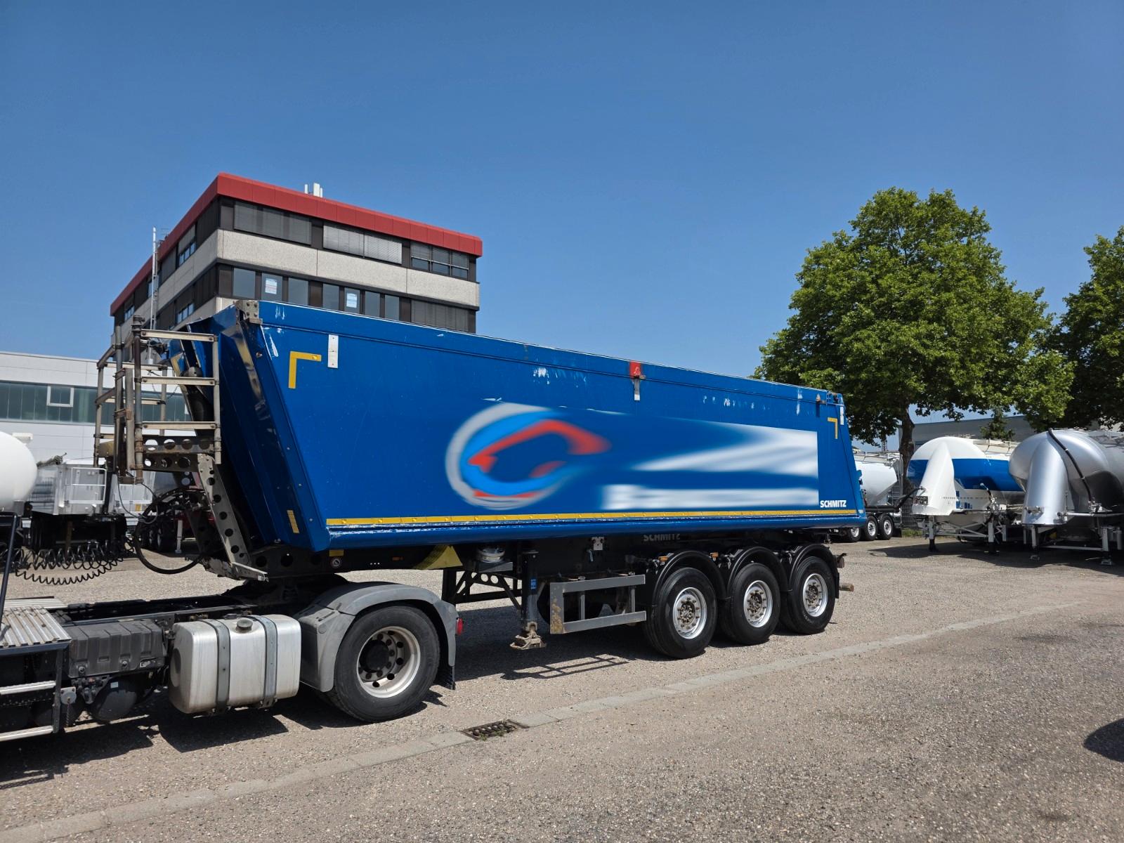 Schmitz Cargobull 49m³ / Kippmulde / Getreideschieber / Rollplane!
