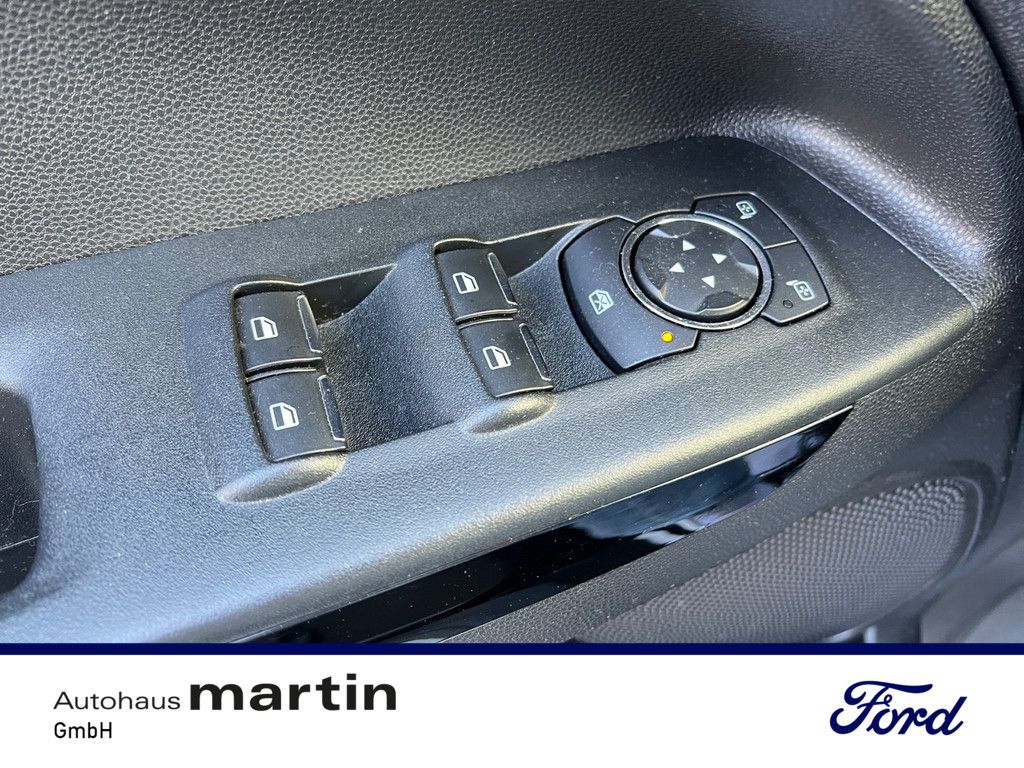 Fahrzeugabbildung Ford EcoSport 1.0 Titanium KLIMA USB FSE SYNC SHZ