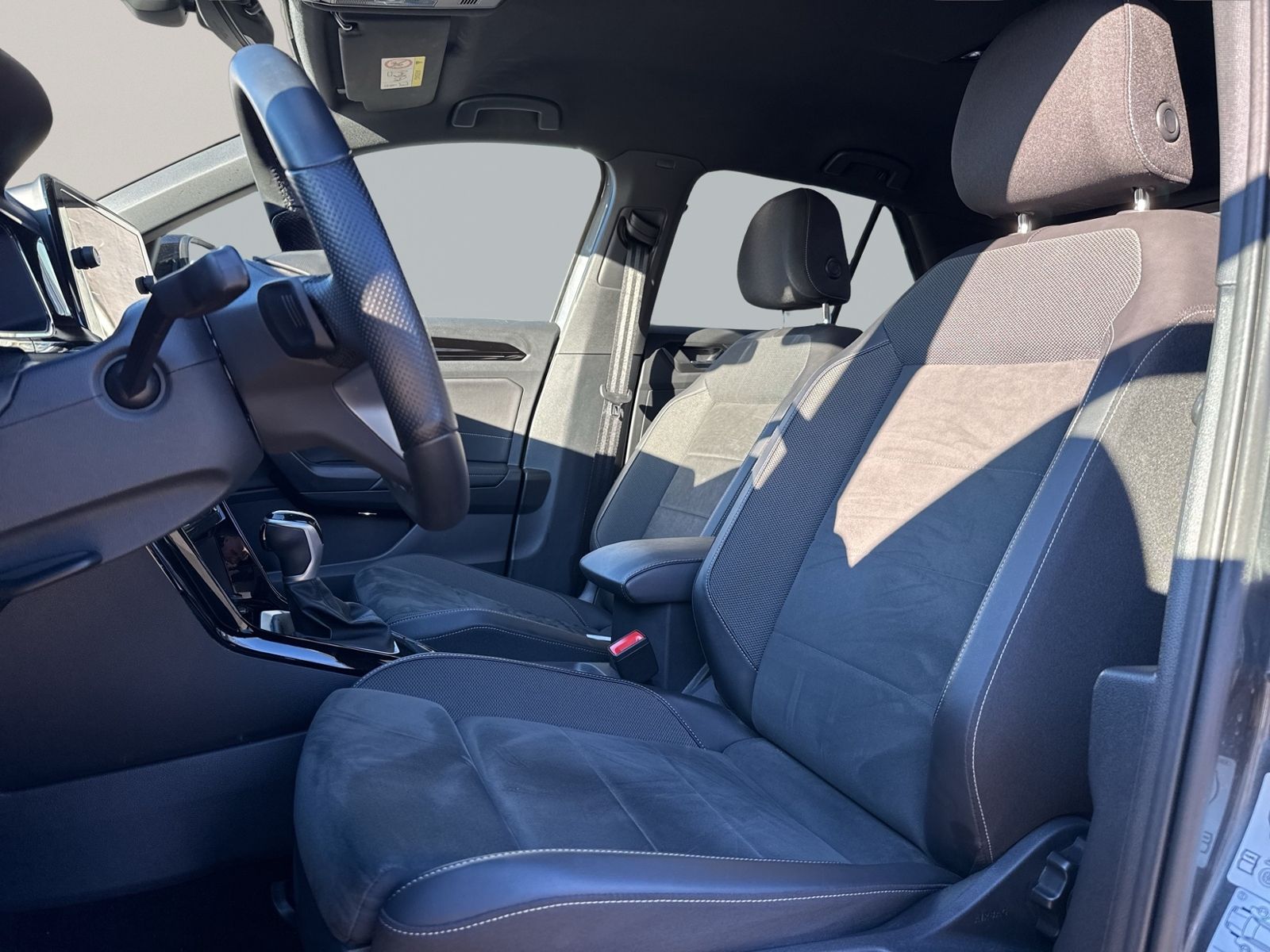 T-Roc R-Line 1.5 l TSI, Black Style, Matrix LED,