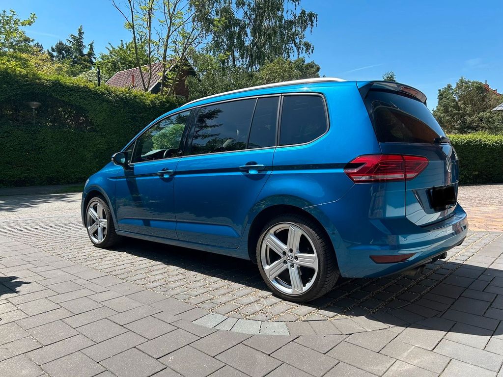 Image of Volkswagen Touran