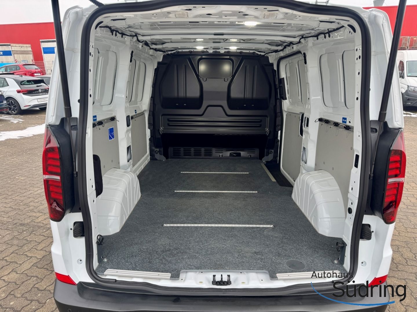 T7 Transporter Kasten 2,0 TDI Automatik AHK Navi