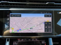 AUDI Q8 50 TDI quattro S-LINE competition plus Matrix AUDI Q8 50 TDI quattro S-LINE competition plus Matrix