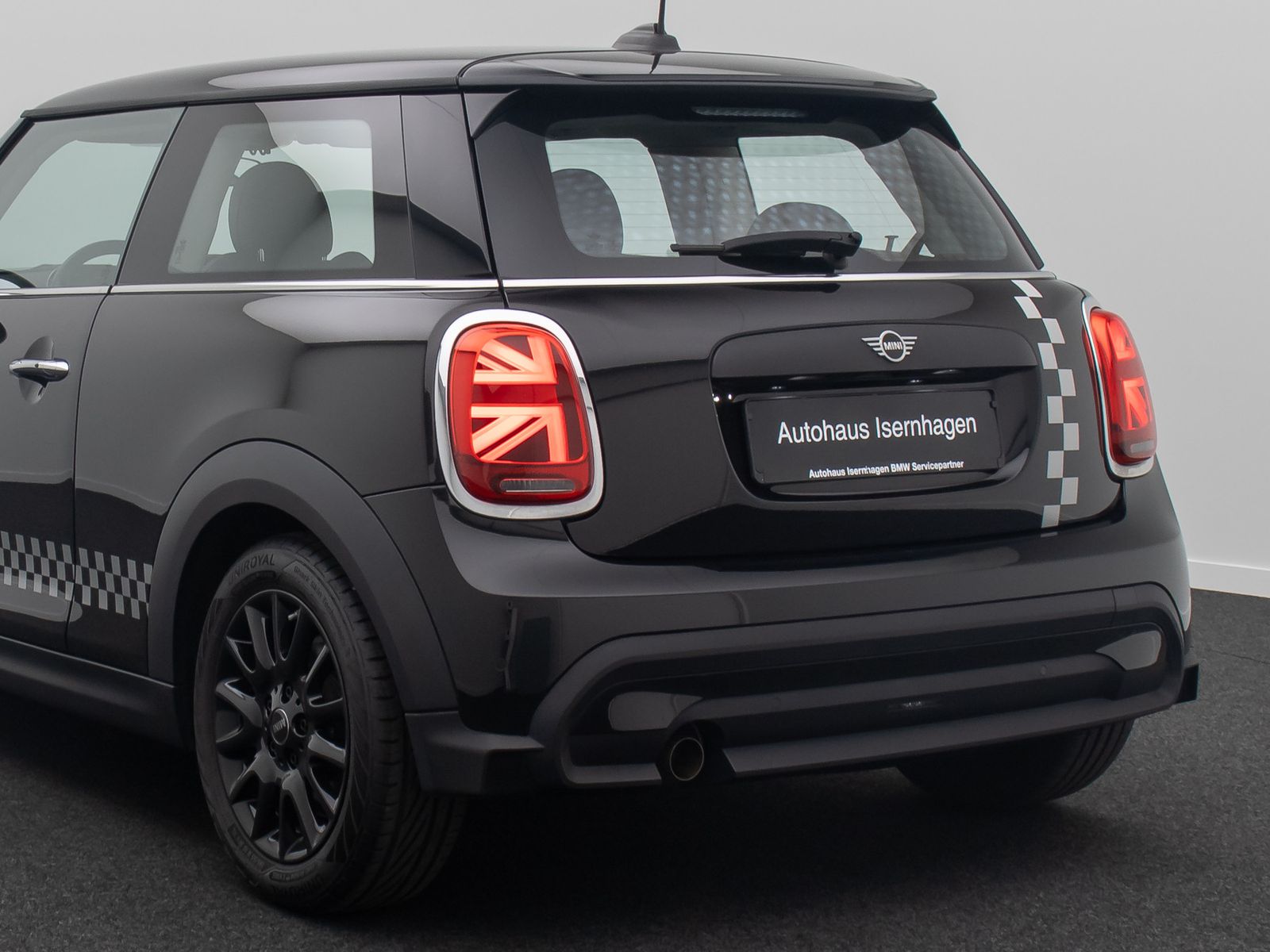 Fahrzeugabbildung MINI ONE Classic Trim LED Navi Leder H/K Komfort DAB