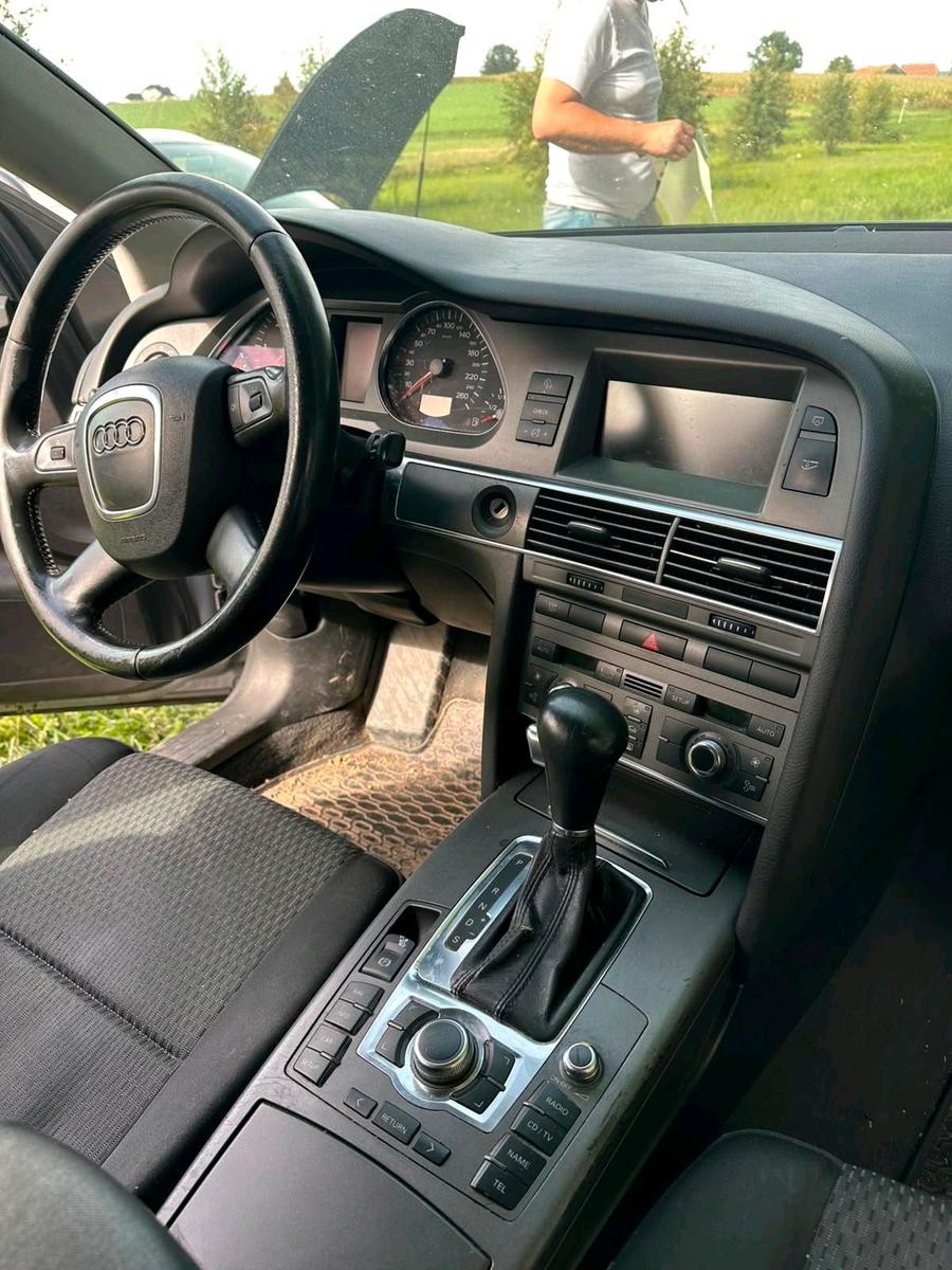 Audi Quattro 2005 — photo 5