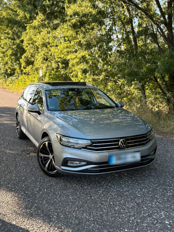 Image of Volkswagen Passat