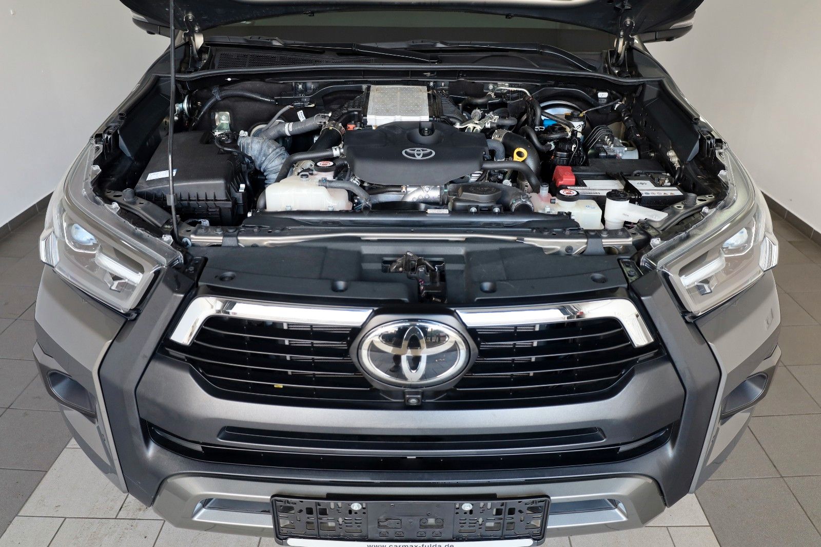 Fahrzeugabbildung Toyota Hilux 2.8 D-4D Invincible,DOKA,ACC,WERKSGARANTIE