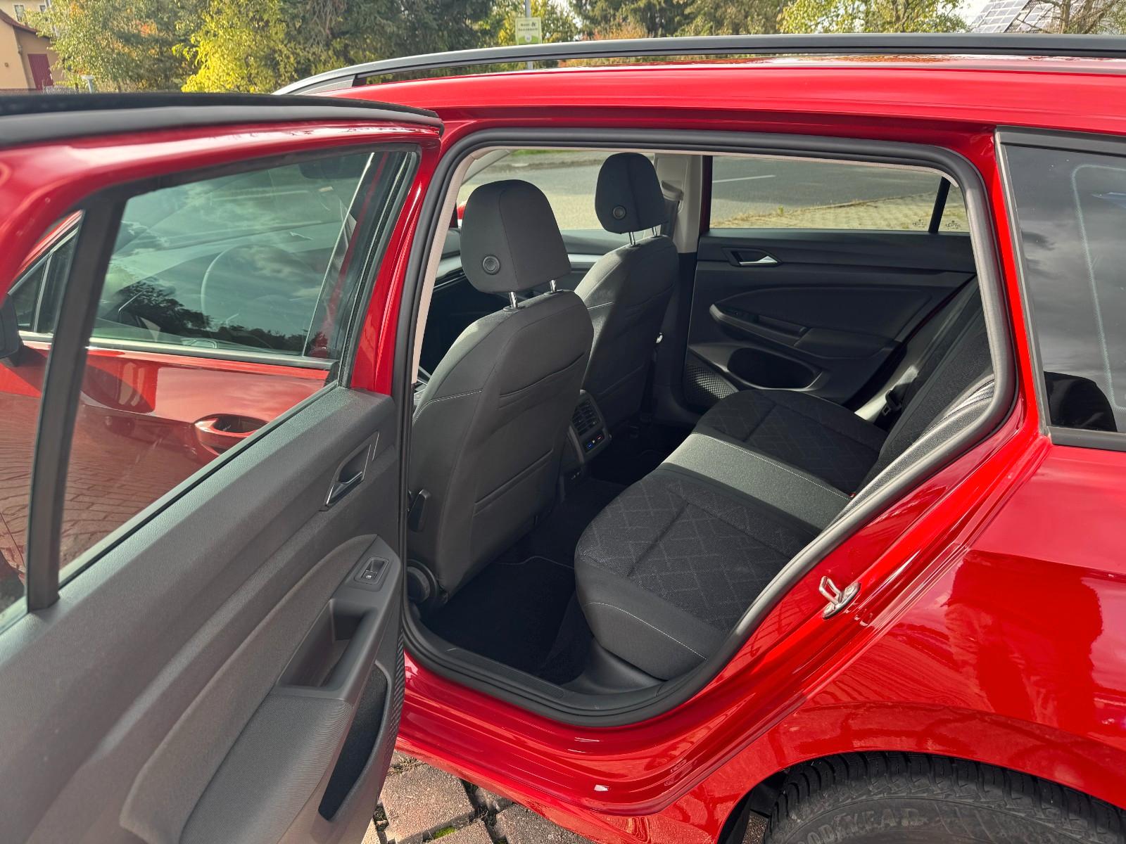 Volkswagen Golf VIII Variant Life, миниатюра 10