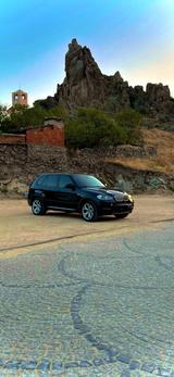 BMW X5 E70 xDrive40d 7 Sitzer Vollaussattung - BMW X5 E70 mit Diesel-Antrieb