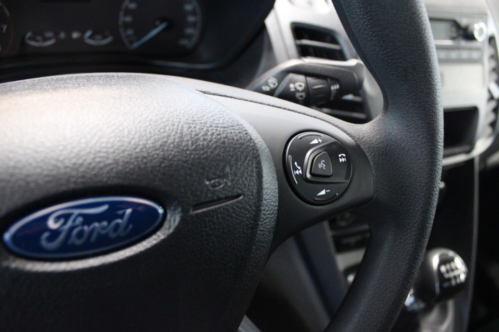 Fahrzeugabbildung Ford Transit Connect TREND L2 Lang KLIMA 3-Sitzer PDC