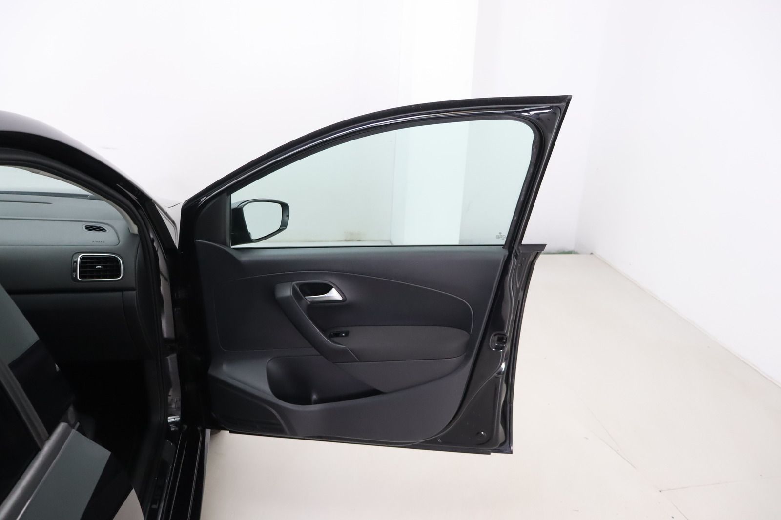 Fahrzeugabbildung Volkswagen Polo 1.2 Life Klimaaut. * SHZ * Alu * LED