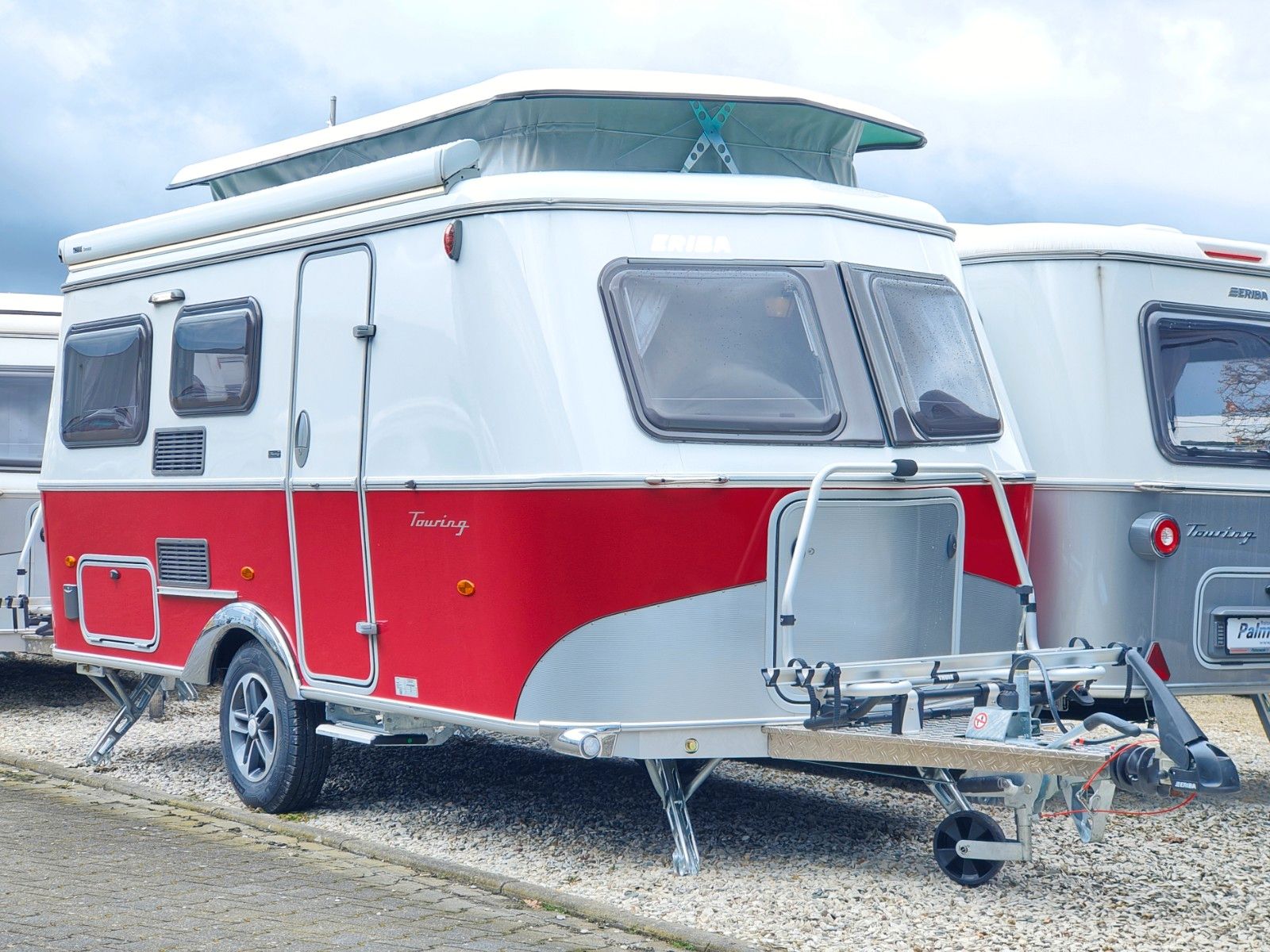 Fahrzeugabbildung HYMER / ERIBA / HYMERCAR Touring 530 Tango Red - JETZT 8.024€ SPAREN !!!