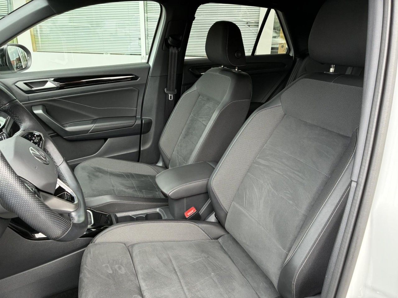 Volkswagen T-Roc - Bild 6