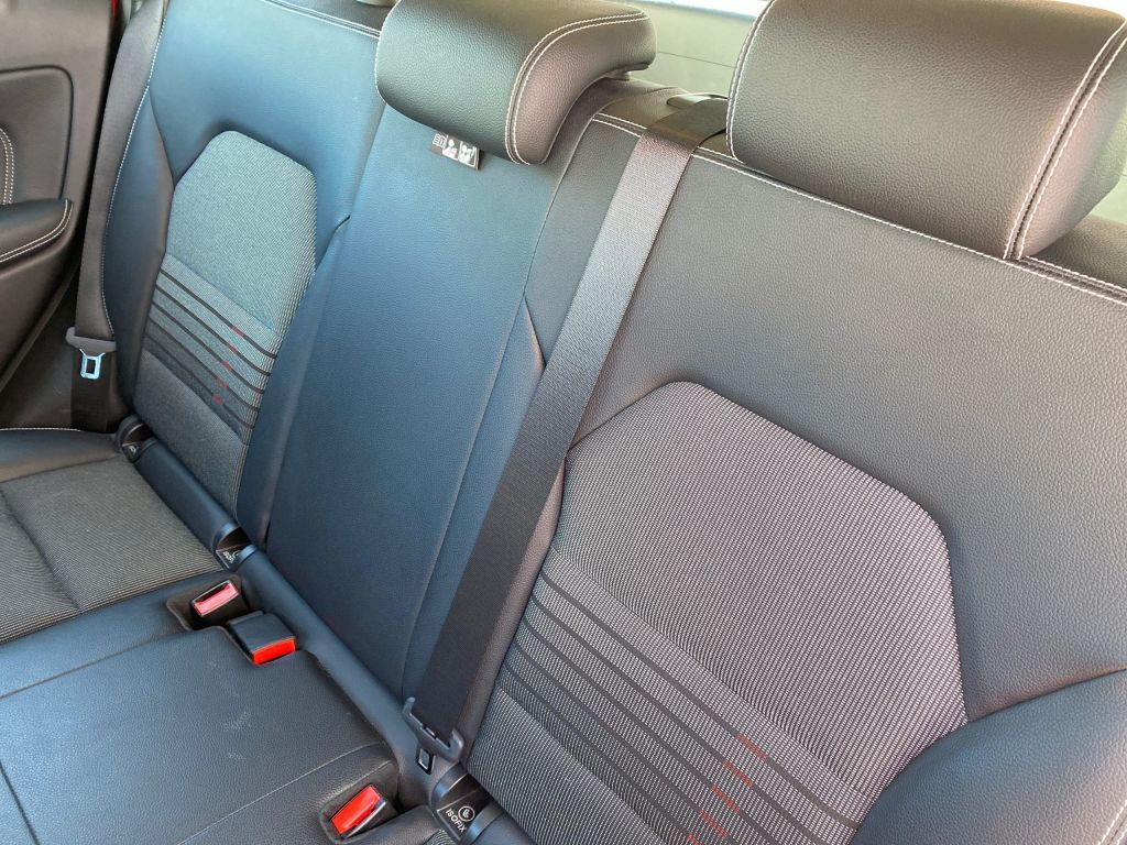 Fahrzeugabbildung Mercedes-Benz B 180 7G-DCT Urban *Navi*Sitzheizung*Automatik*