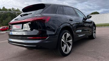 Audi Q8 e-tron - 5