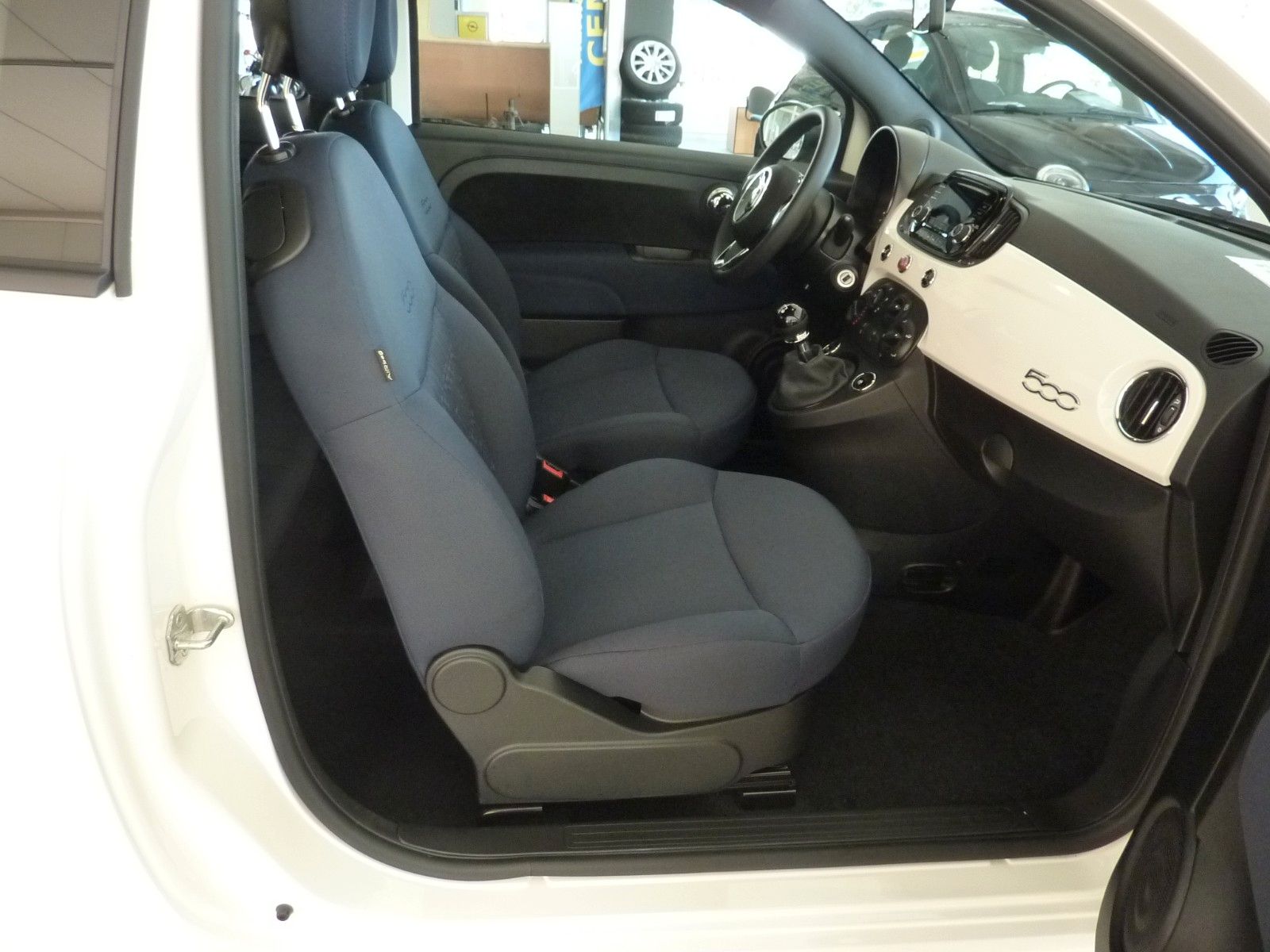 Fahrzeugabbildung Fiat 500 1.0 GSE N3 Hybrid CULT, AC