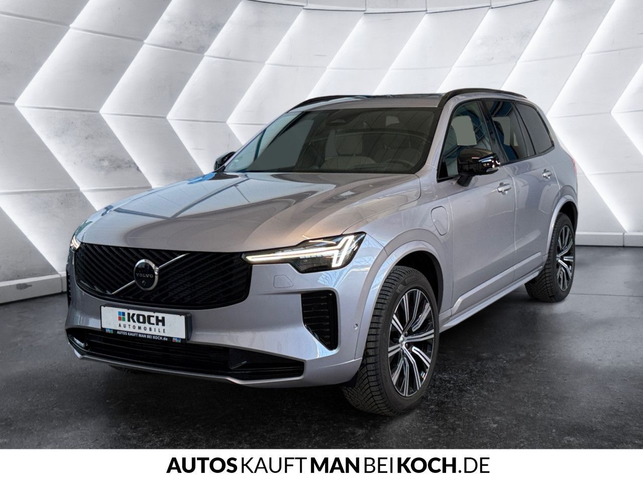 Volvo XC90 T8 AWD Plug-in Hybrid Ultra Dark imagem 3