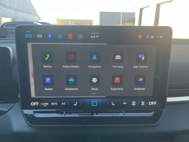 T-Roc R-Line 1.5 l eTSI DSG,HUD,AHK,IQ.LIGHT