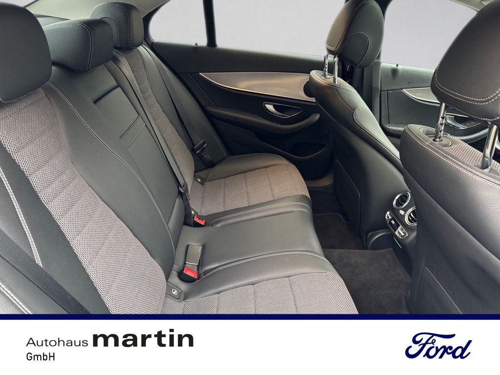 Fahrzeugabbildung Mercedes-Benz E 350 d Avantgarde SHZ LED 360° COMAND HGSD PTS