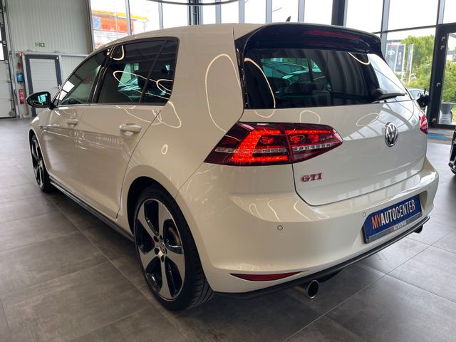Volkswagen Golf VII Lim. GTI Performance BMT *ACC*BI-XENON*
