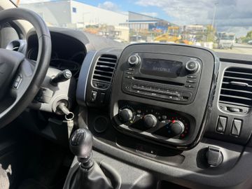 Opel Vivaro - 6