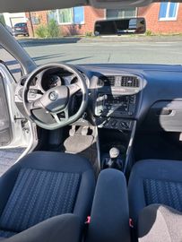 Volkswagen Polo - 10