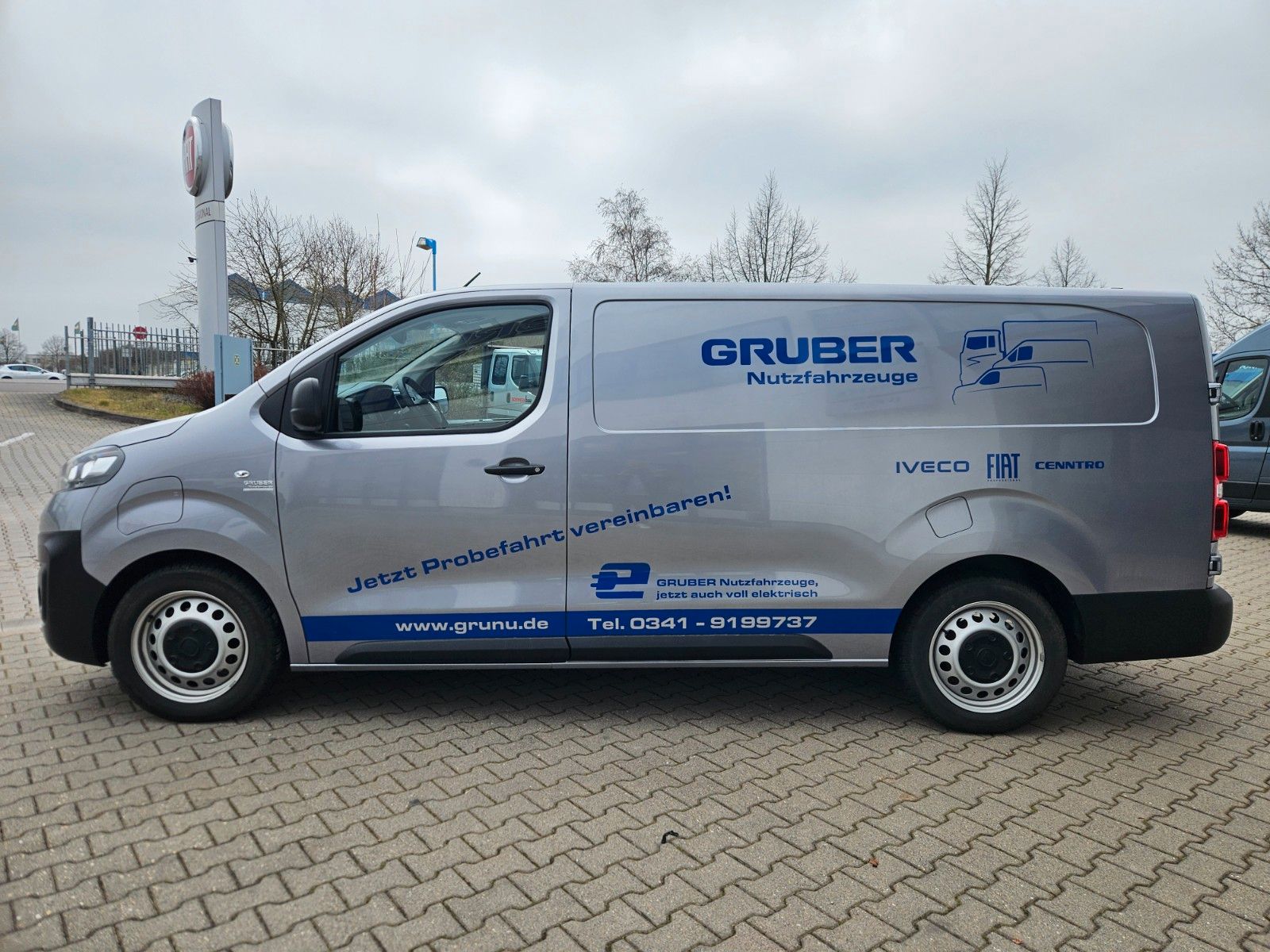 Fahrzeugabbildung Fiat E- Scudo Kasten L3 75kWh