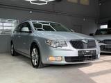 Skoda Superb Combi Ambition/AHK/DSG/ - gebrauchte Skoda Superb aus dem Jahr 2012