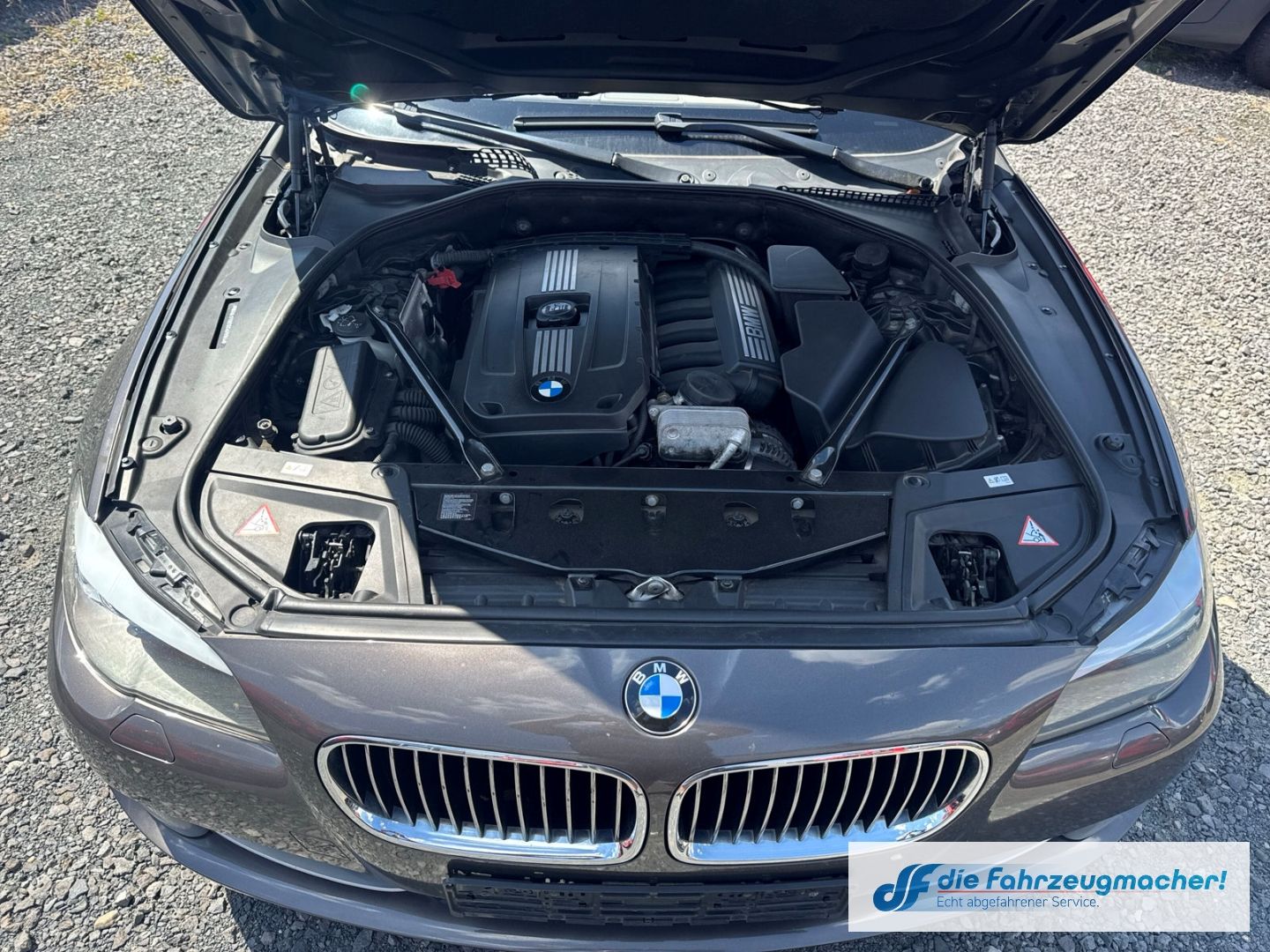 Fahrzeugabbildung BMW 523 i AHK-el. klappb. Navi Soundsystem *EXPORT