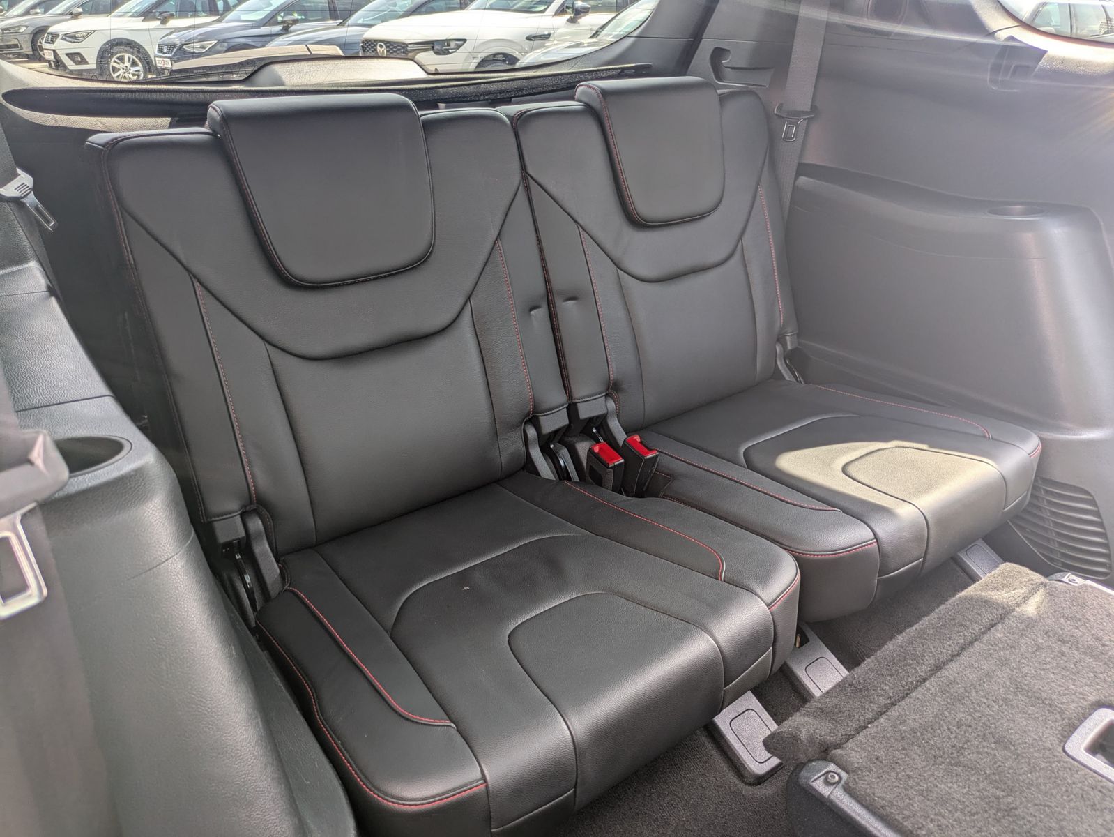 Fahrzeugabbildung Ford S-MAX 2.0 EcoBlue ST-Line PANO/KAM/AHK/LED 7-Si