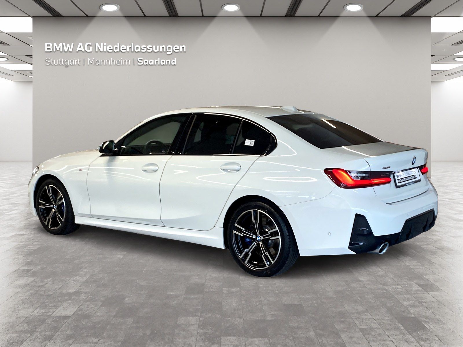 BMW 320d xDrive Limousine M Sport AHK Kamera HiFi foto 2