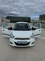 Hyundai i10 | TÜV 12/2026 | 8-fach bereift |