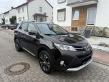 Toyota RAV 4 2,2 4x4 Automatik Comfort - Toyota RAV 4 mit Diesel-Antrieb: Allradantrieb, Geländewagen, Automatik