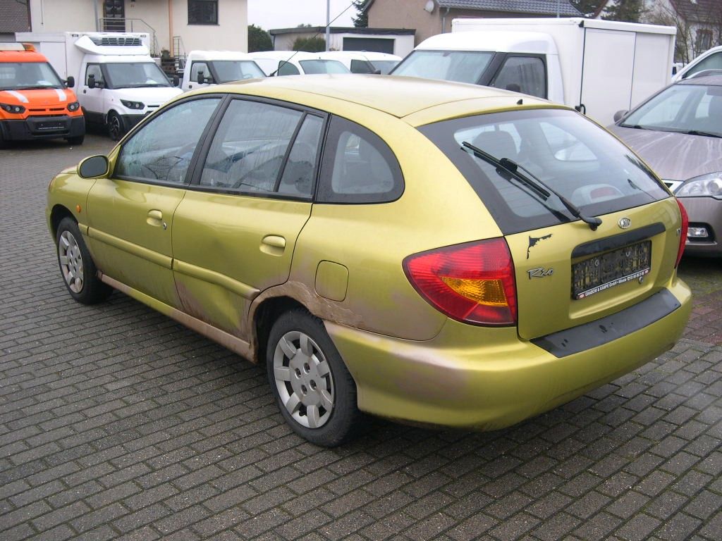 Fahrzeugabbildung Kia Rio 1.3