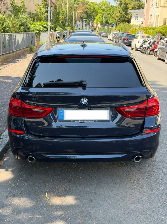 Image of BMW 530