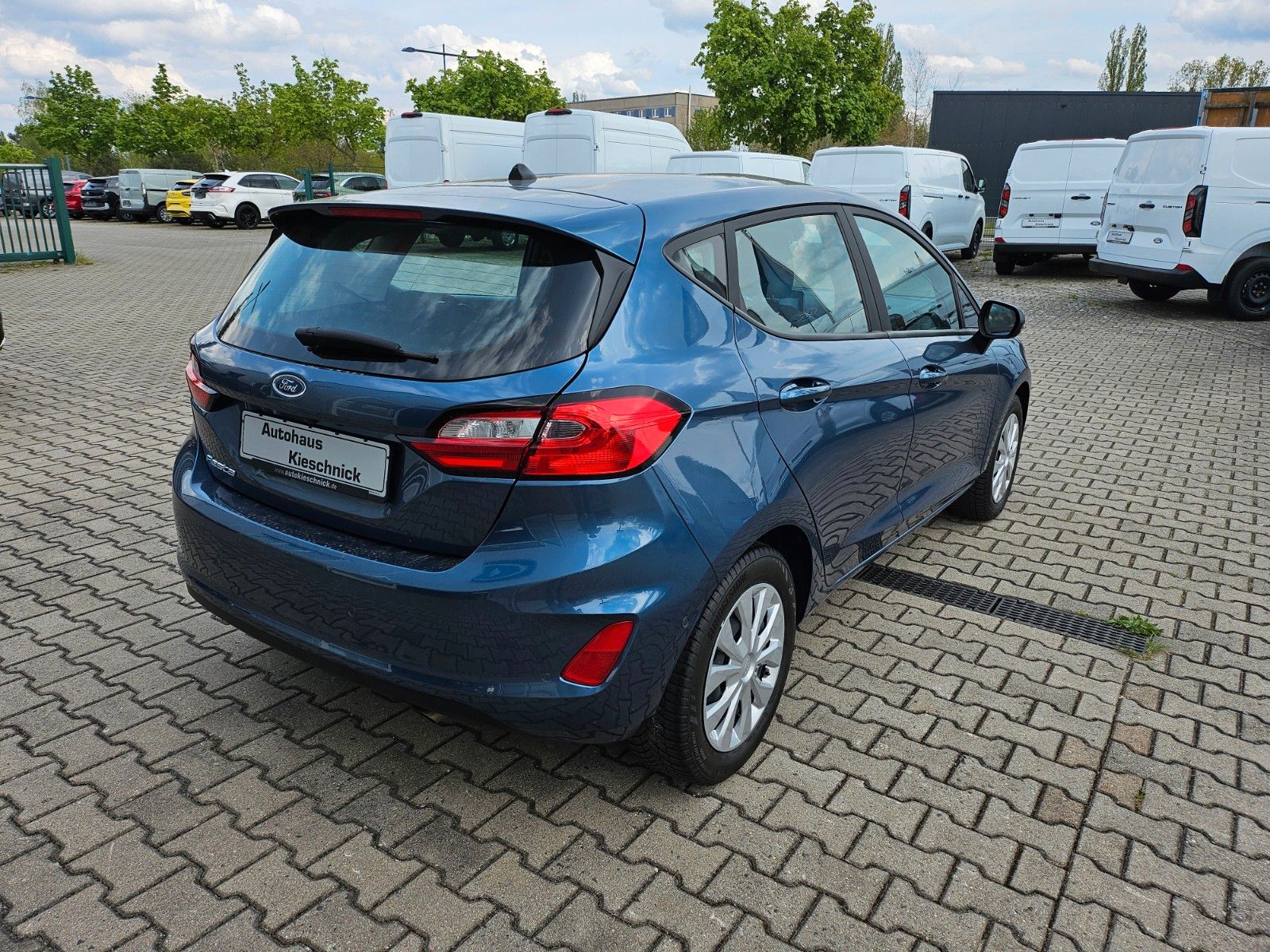Fahrzeugabbildung Ford Fiesta Cool & Connect