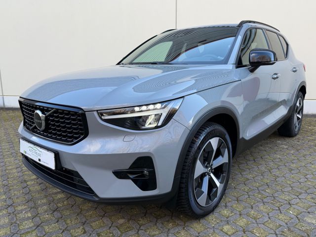 Volvo XC 40 B3 DKG Plus Dark AHK H&K Kam Pilot Assist