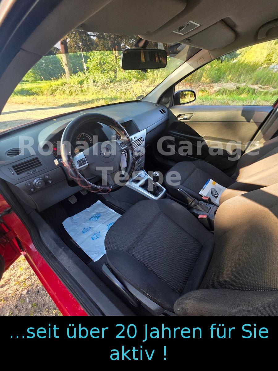 Opel Astra 2009 — photo 19