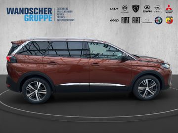 Peugeot 5008 Allure Pack Hybrid 136 +Navi+SHZ+AHK