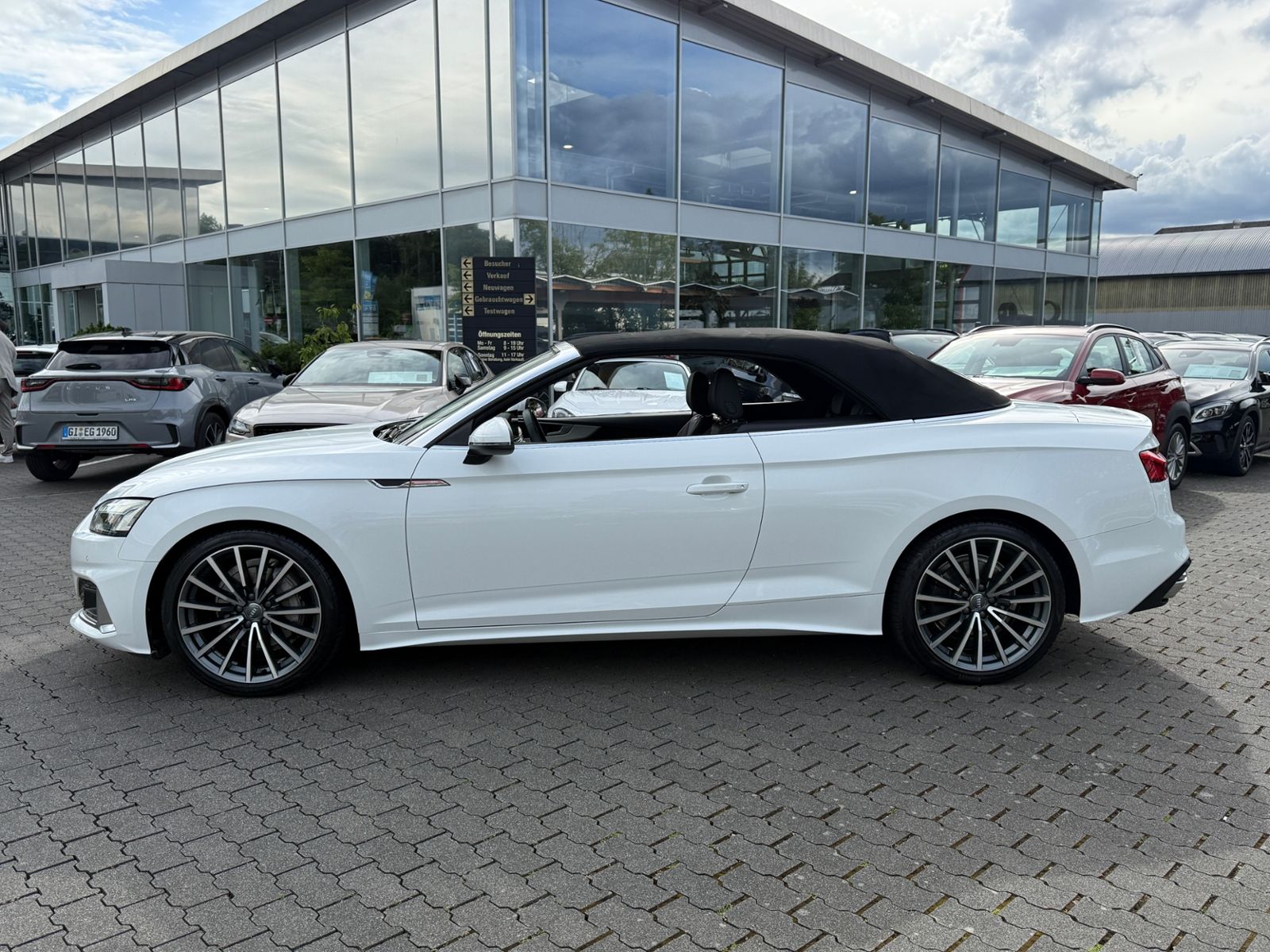 Fahrzeugabbildung Audi A5 Cabrio advanced 40 TFSI S tronic MATRIX KAM