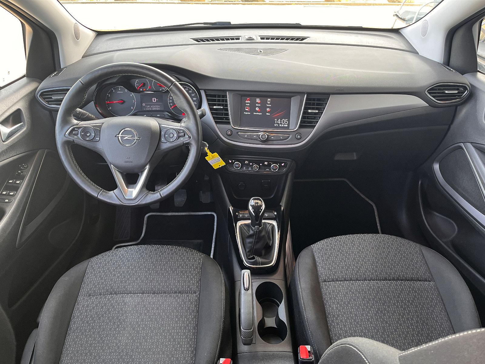 Fahrzeugabbildung Opel Crossland (X) 1.2