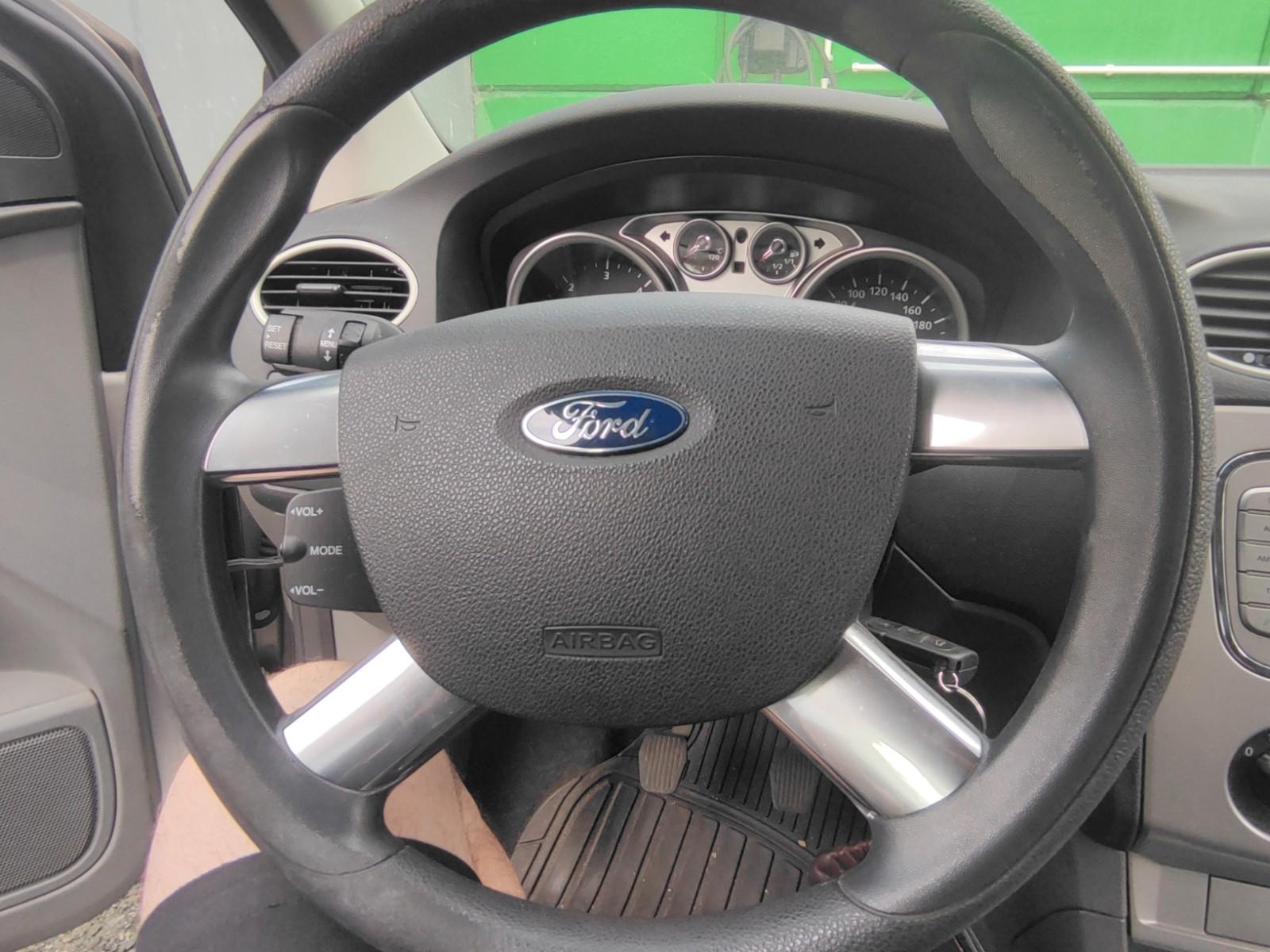 Ford Focus 2008 — photo 7