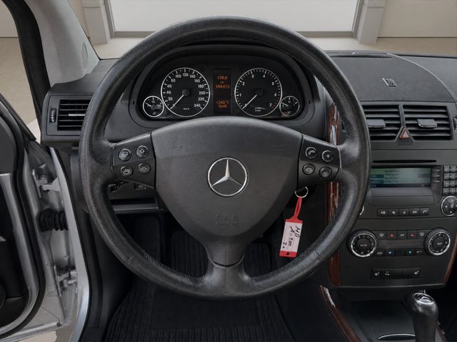 MERCEDES-BENZ A 200 A 200 Elegance, Automatik — Bild 10 von 12